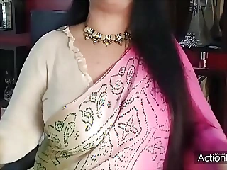 Curvy Indian auntie's wild solo playtime